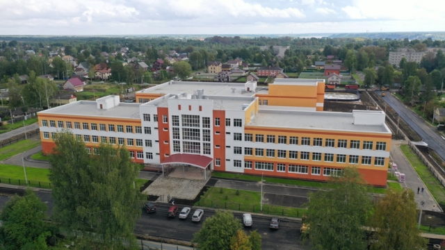 Школа в Рыбинске (2).jpg