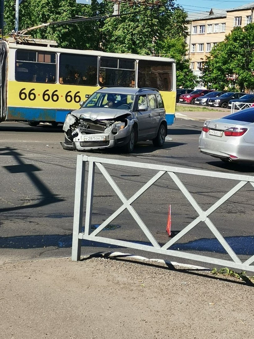 ДТП на перекрёстке улицы Советской и Ленина.jpg
